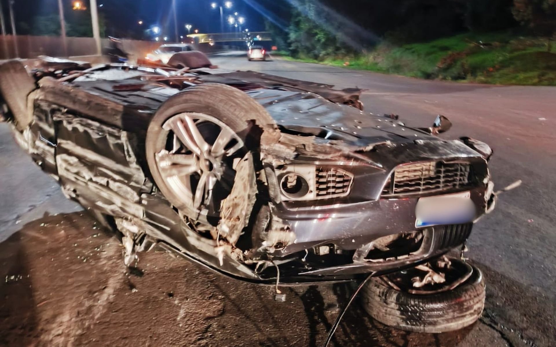 BR-116: Dois capotamentos deixam 3 feridos em Novo Hamburgo