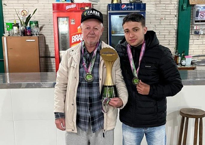 A dupla Schumacker e Alisson, representando a Serra Grande B, conquistou o título da edição
