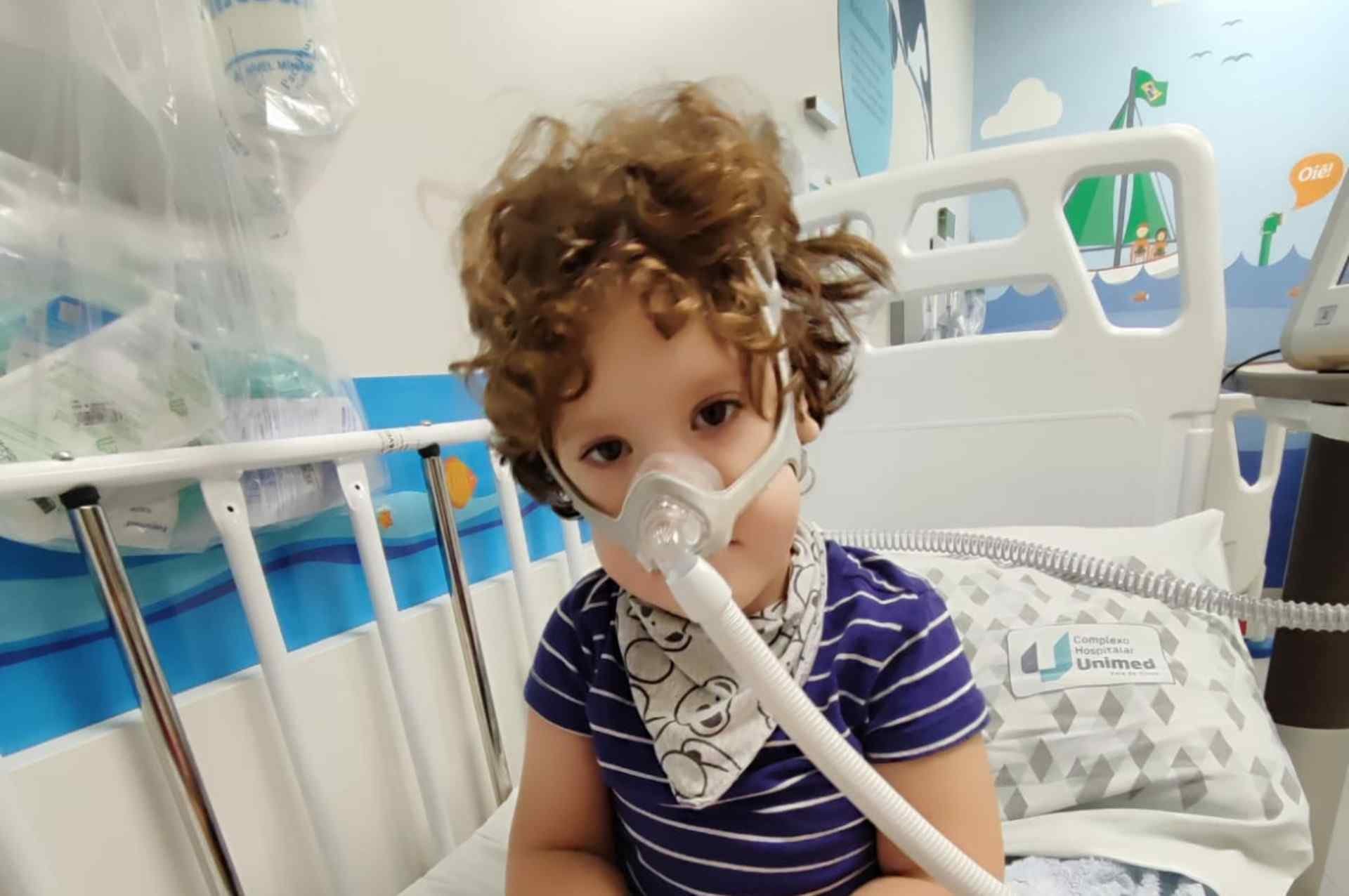 Família de Ivoti divulga vaquinha para tratamento de criança de 3 anos com desordem genética rara; saiba como ajudar