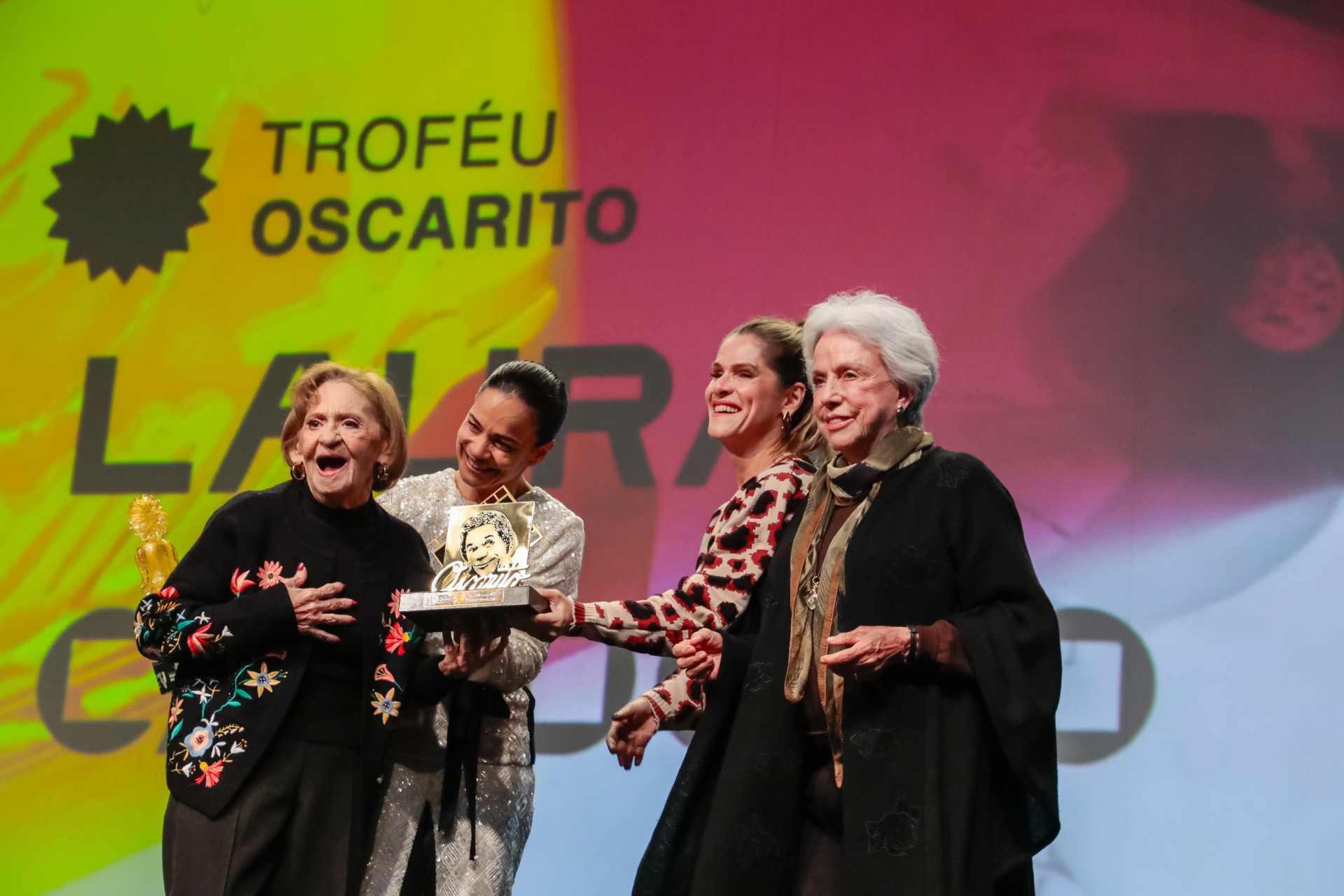 “Obrigada por gostarem do meu trabalho”: Há três anos, atriz Laura Cardoso era homenageada pelo Festival de Cinema de Gramado