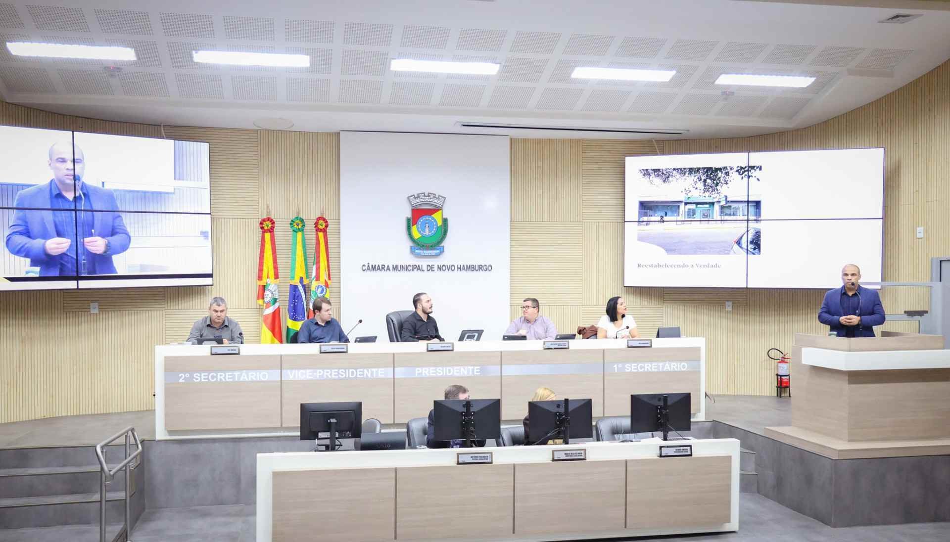 Disputa entre clínicas leva edital de oftalmologia ao TCE e movimenta Câmara em Novo Hamburgo