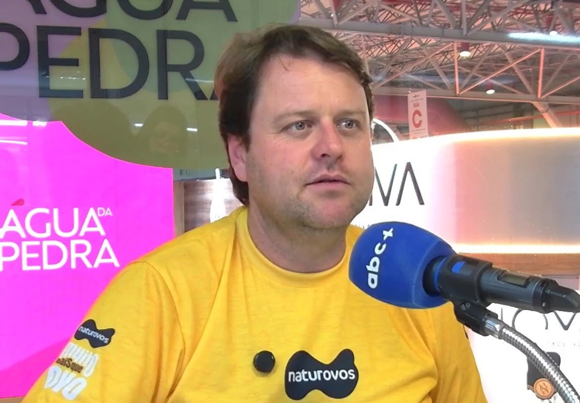 Primeira paçoca com clara de ovo é lançada na Expoagas 2026; veja vídeo