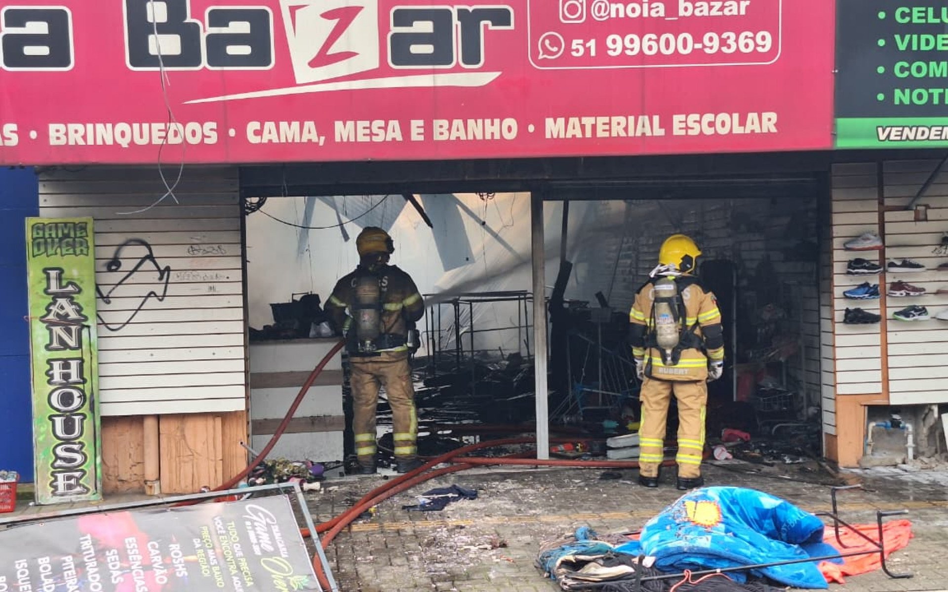 “Se propagou pelo telhado”: Comandante dos Bombeiros fala sobre incêndio em complexo de lojas de Novo Hamburgo