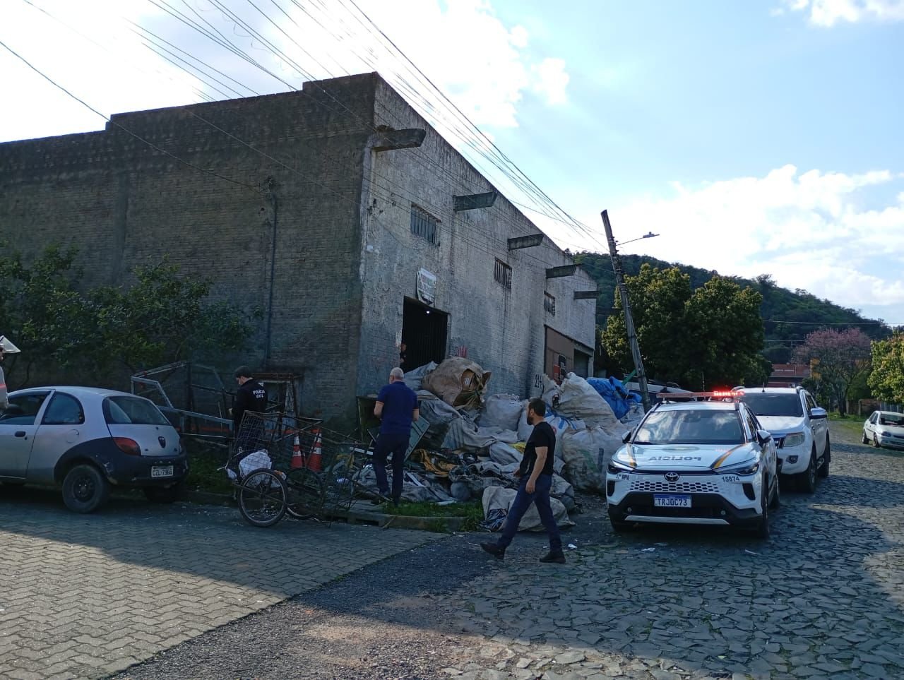 Duas pessoas são presas por furto de fios e cabos de energia em Parobé