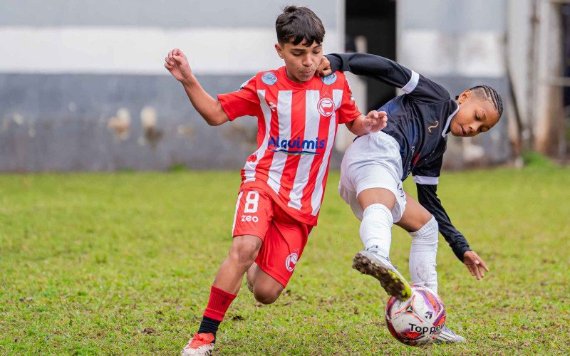 Primeira rodada do Campeonato de V&aacute;rzea de S&atilde;o Leopoldo - Botafogo 3 a 1 no pelo Campina sub-12