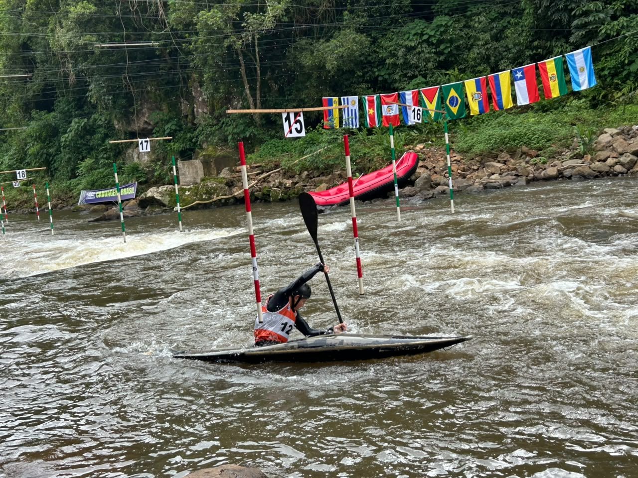 Três Coroas sedia competição internacional de Canoagem