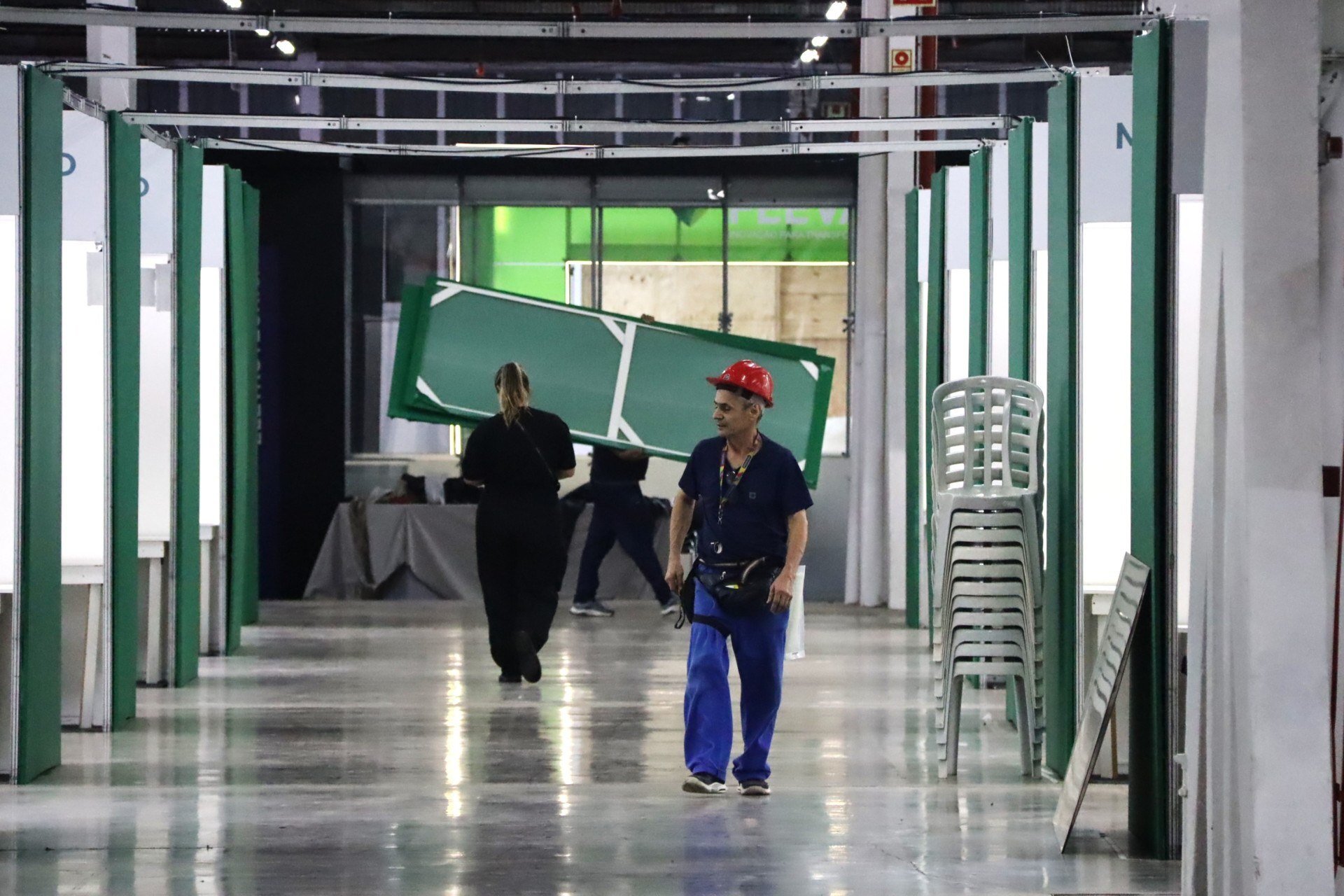 Fenac prepara pavilhões para receber quase 800 projetos científicos da Mostratec-Liberato