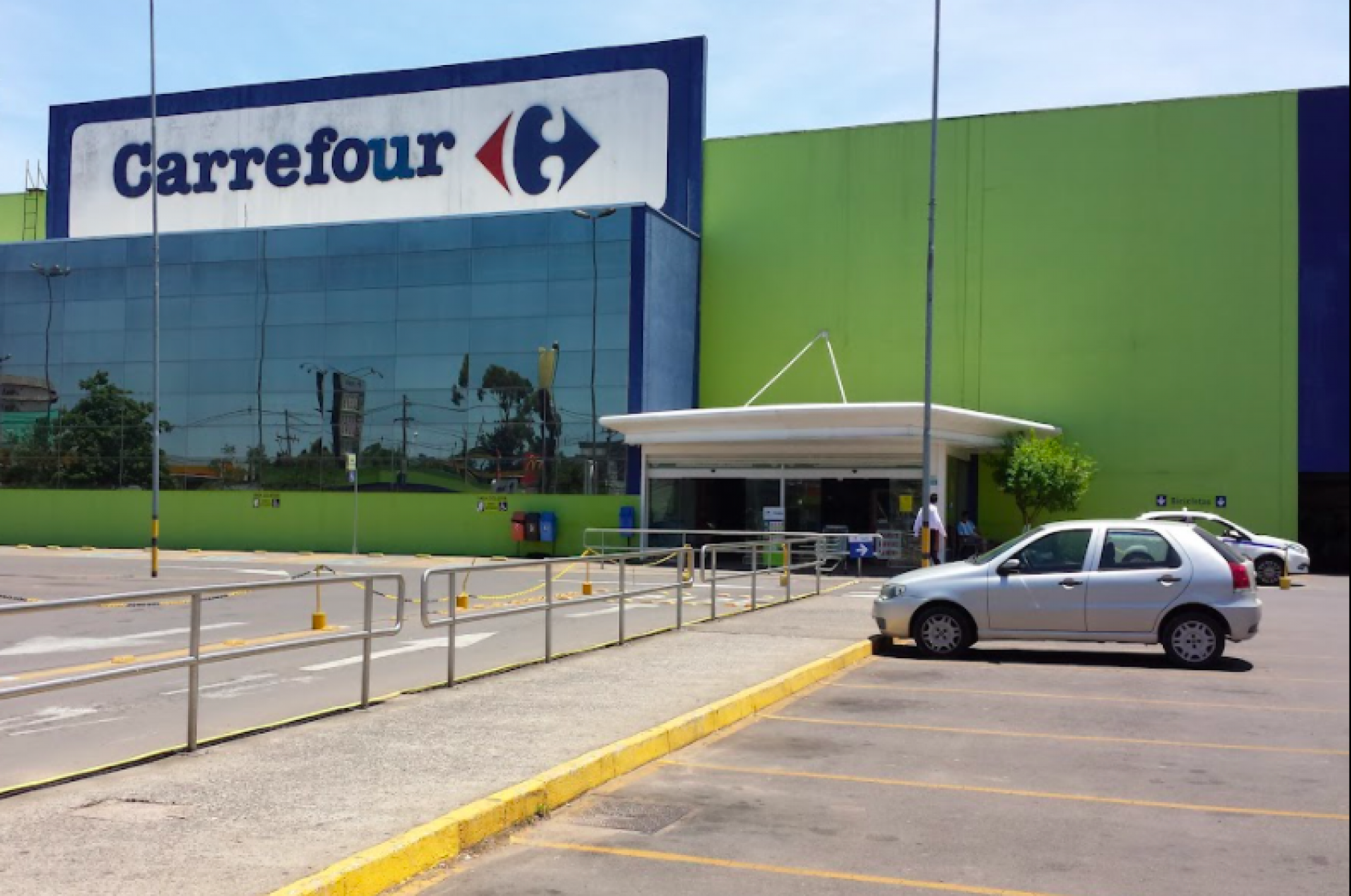 CÂMERAS CORPORAIS: Após casos de racismo, Carrefour e BIG vão exigir bodycams em todos os seguranças