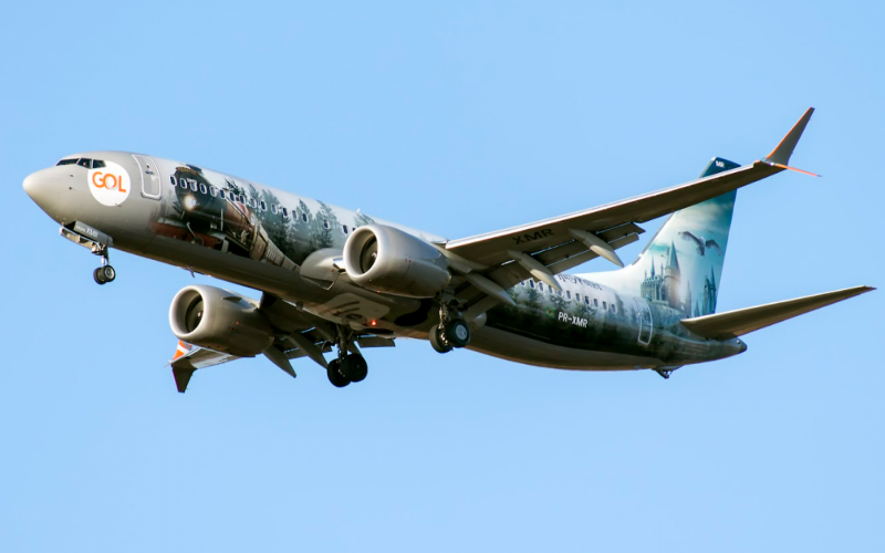 Gol tem avião 737 Max com pintura inspirada em The Wizarding World of Harry Potter | abc+