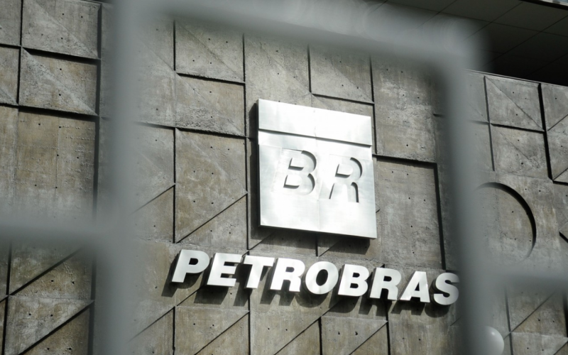 Petrobras abre concurso público para 1.119 vagas com salários de R$ 5,5 mil