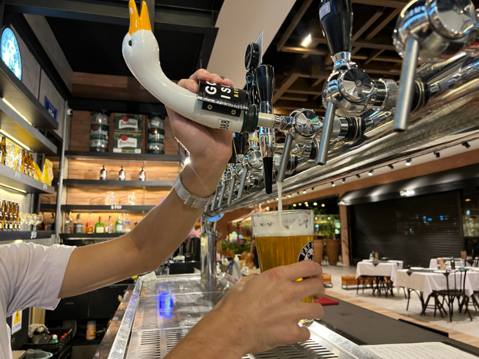 Cervejaria de Novo Hamburgo inaugura primeiro bar em Porto Alegre