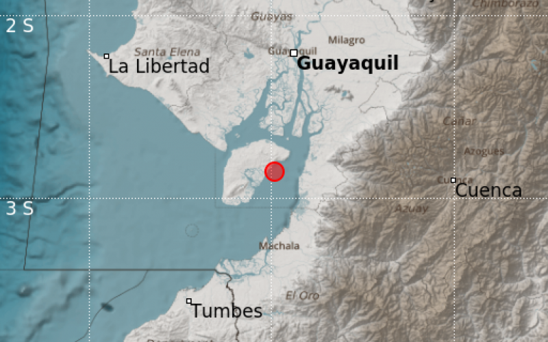 Sobe para 12 número de mortos em terremoto no Equador