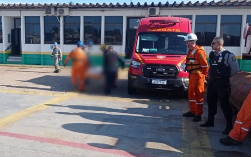 Pescador morre após cair de barco em alto-mar no RS