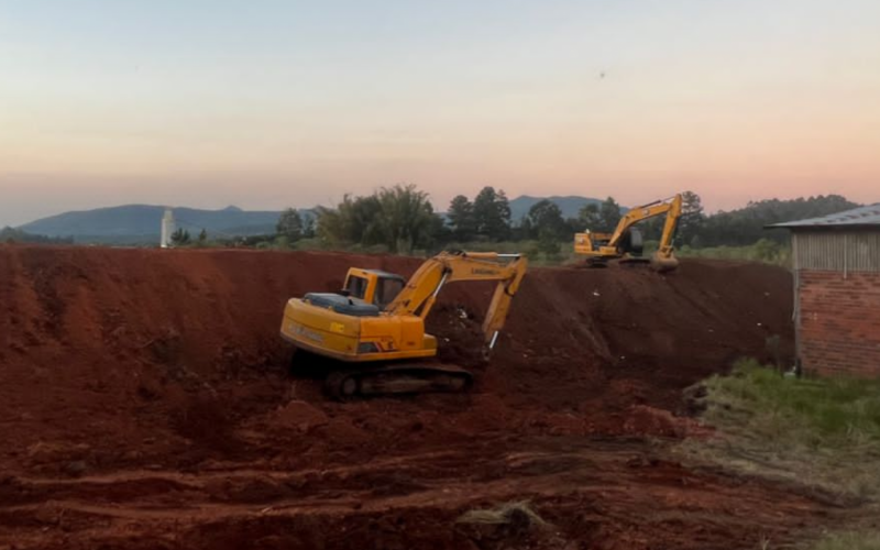 Incêndio em depósitos de Taquara é controlado após nove horas de combate às chamas