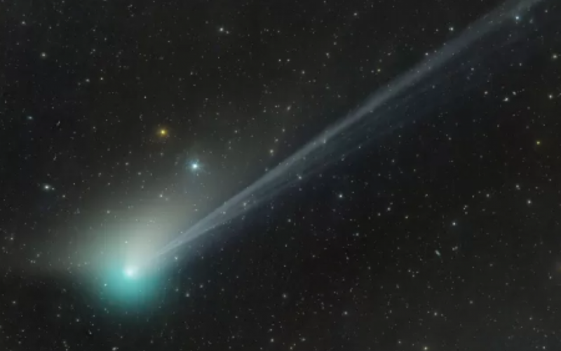 Cometa brilhante poderá ser visto pela primeira vez no céu | Jornal NH