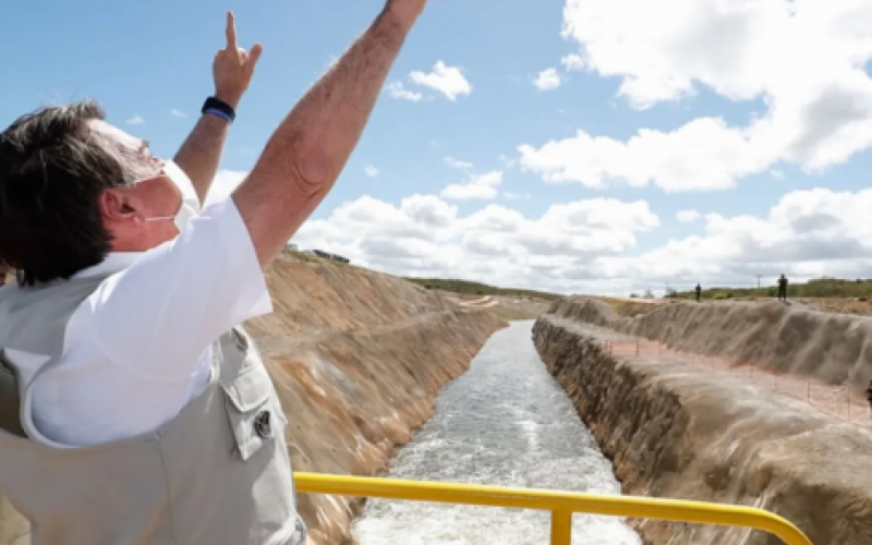 Em junho de 2020, Bolsonaro também "inaugurou" a obra.  | Jornal NH