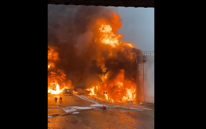 Bombeiros continuam a tentar combater as chamas no reservatório | Jornal NH