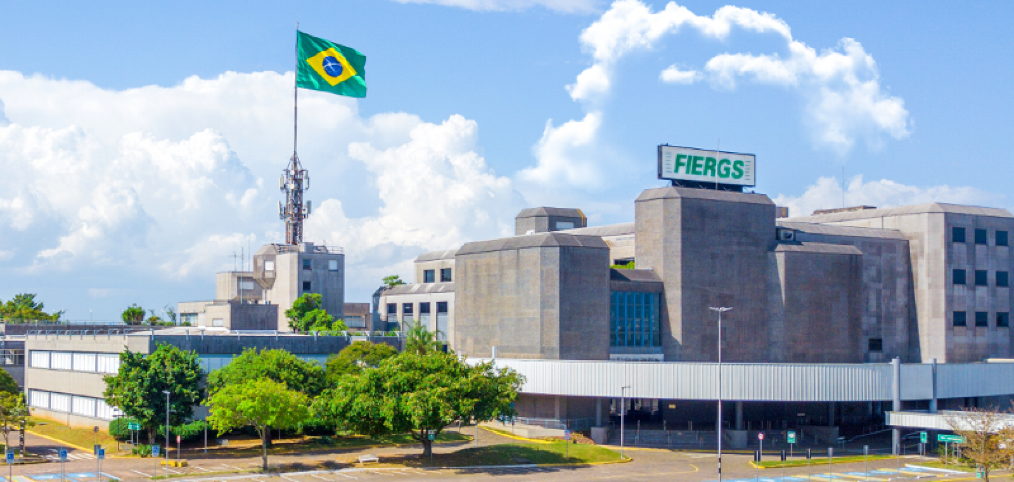 Após retomada parcial da indústria, Fiergs defende volta do comércio no RS  - A Crítica de Campo Grande