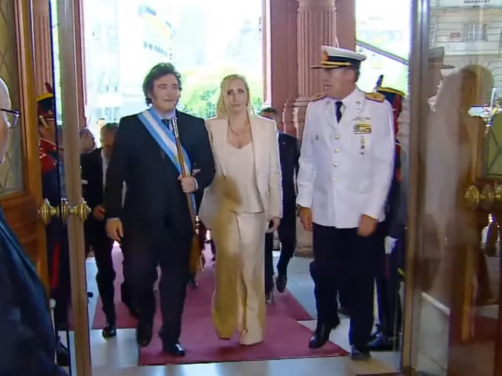 Governo Milei pede investigação de jornalistas que publicaram áudios contra Karina Milei