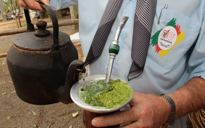 Aprenda a fazer um baita chimarrão em apenas 18 segundos | abc+