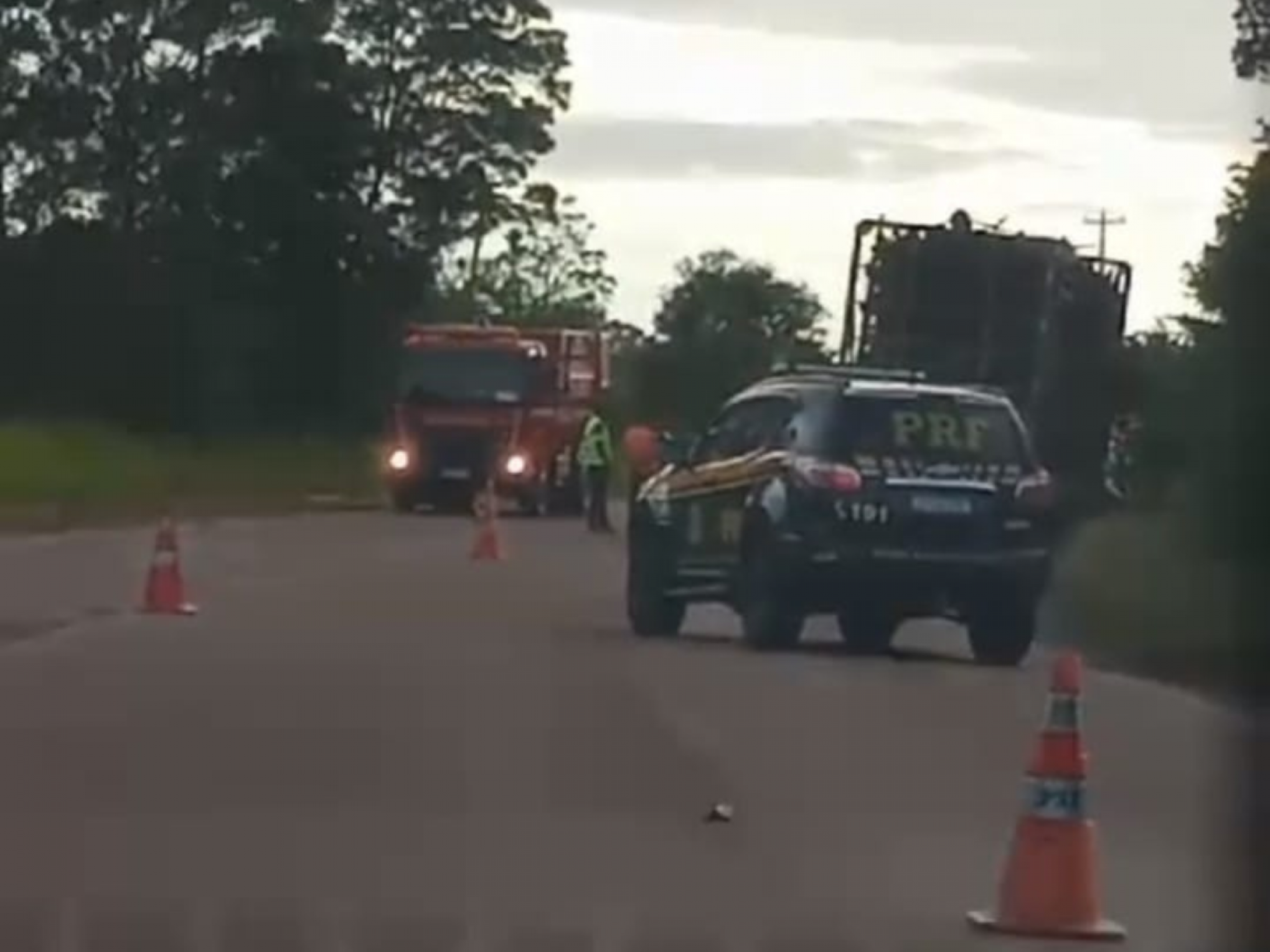 MORTE NO TRÂNSITO: Polícia confirma que homem e mulher vítimas de acidente com caminhão eram moradores de São Leopoldo