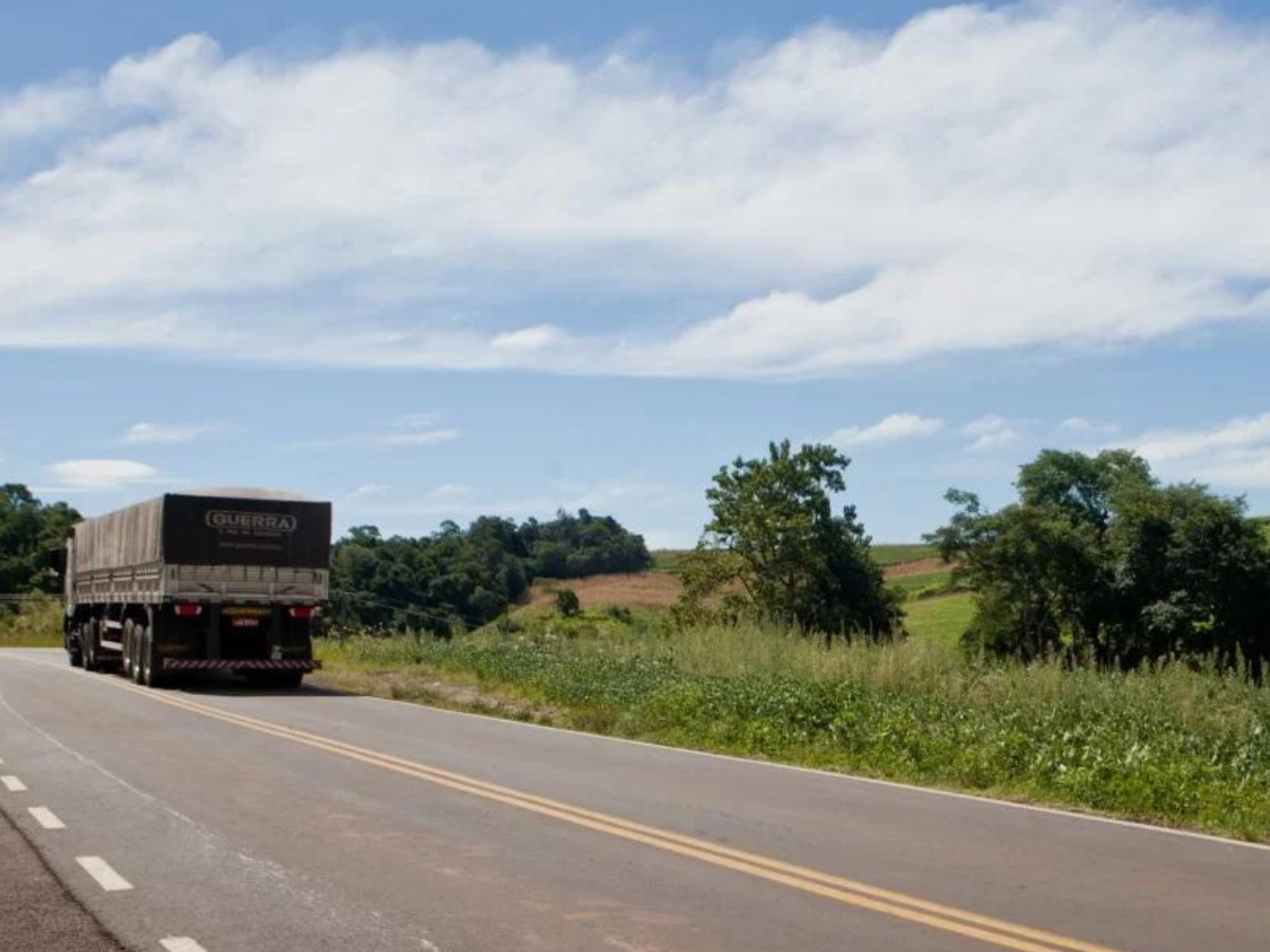 CARNAVAL: Tráfego de caminhões tem restrições em rodovias estaduais durante o feriado; veja como fica