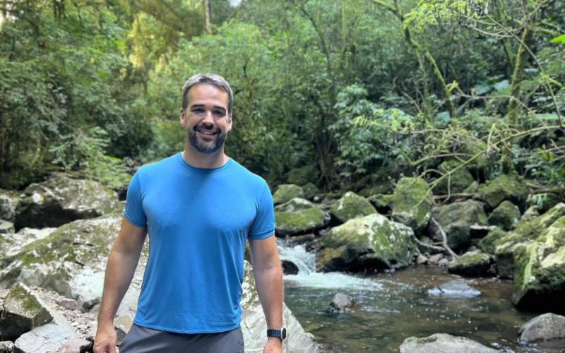 Eduardo Leite faz trilha e toma banho de cascata na Serra gaúcha; saiba onde | abc+