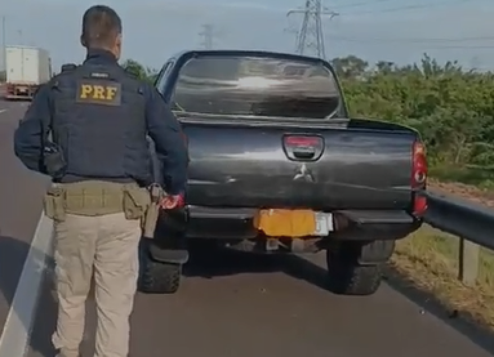 Homem é preso com caminhonete roubada e clonada em Canoas
