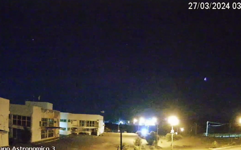 Meteoro de grande magnitude foi registrado na madrugada desta quarta-feira | abc+