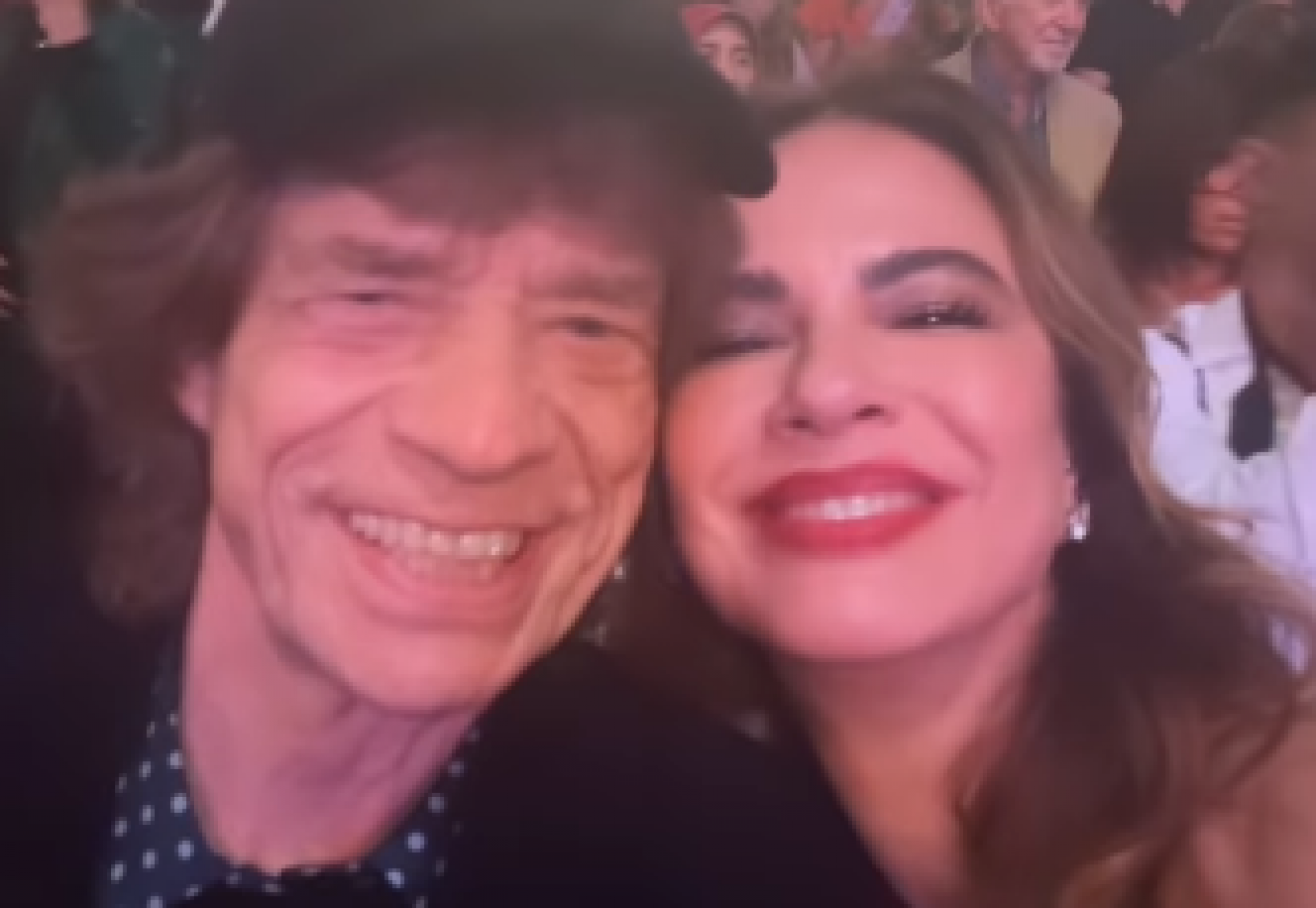 Luciana Gimenez e Mick Jagger comemoram formatura de Lucas