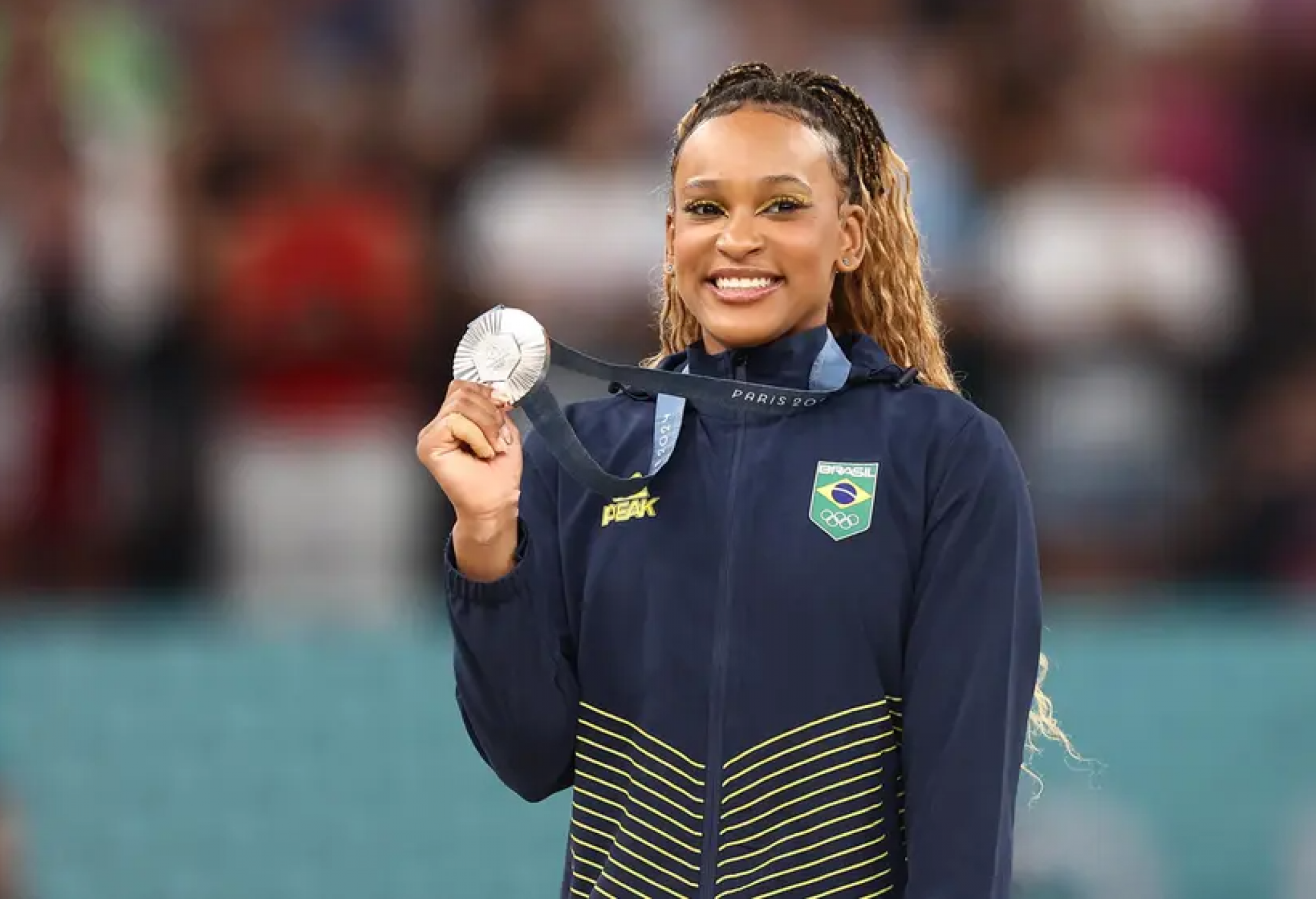 Após medalha, Rebeca Andrade decreta aposentadoria do individual geral