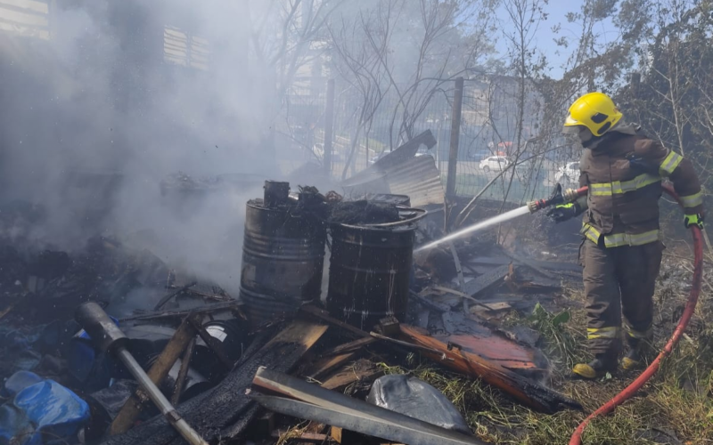 Incêndio no início da tarde desta segunda-feira (26) em Sapiranga  | abc+