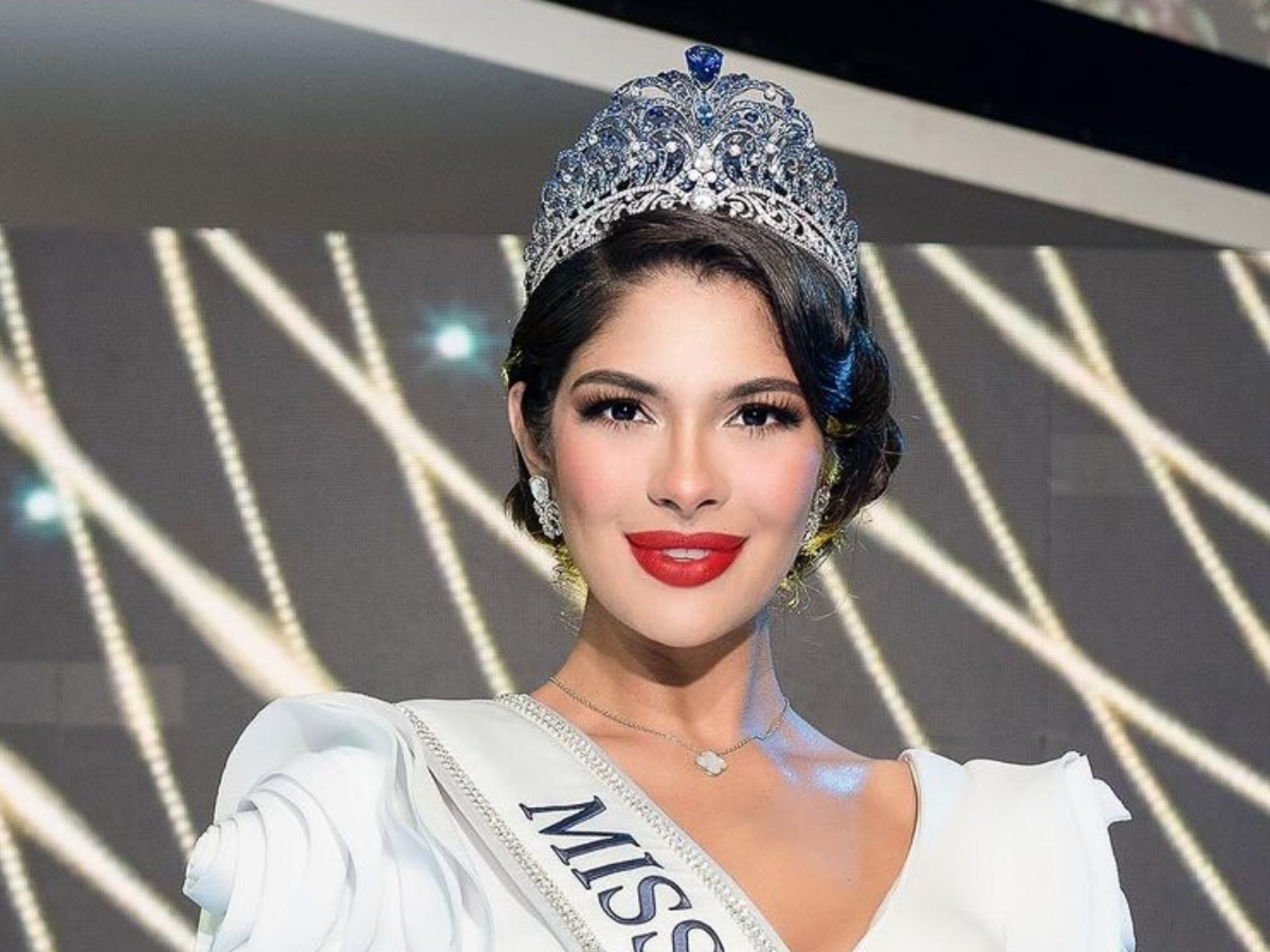 VÍDEO: Miss Universe 2023, Sheynnis Palacios, chega ao Brasil para acompanhar etapa nacional do concurso