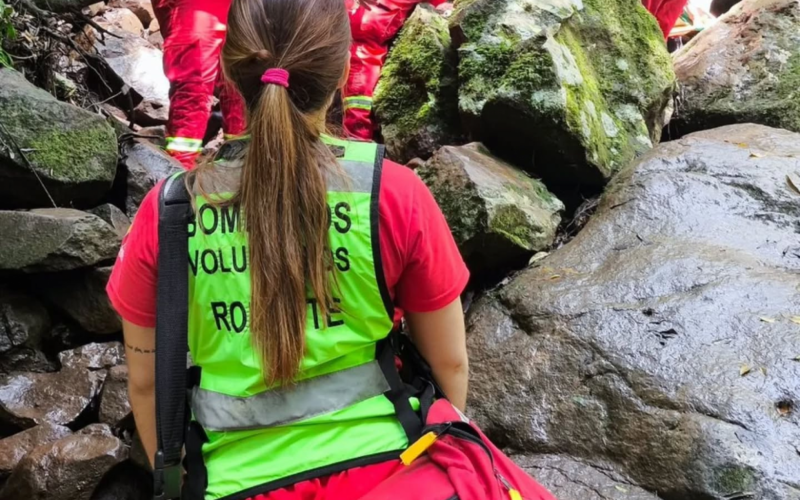 Turistas sofrem fraturas após queda na Cascada das Andorinhas, em Rolante