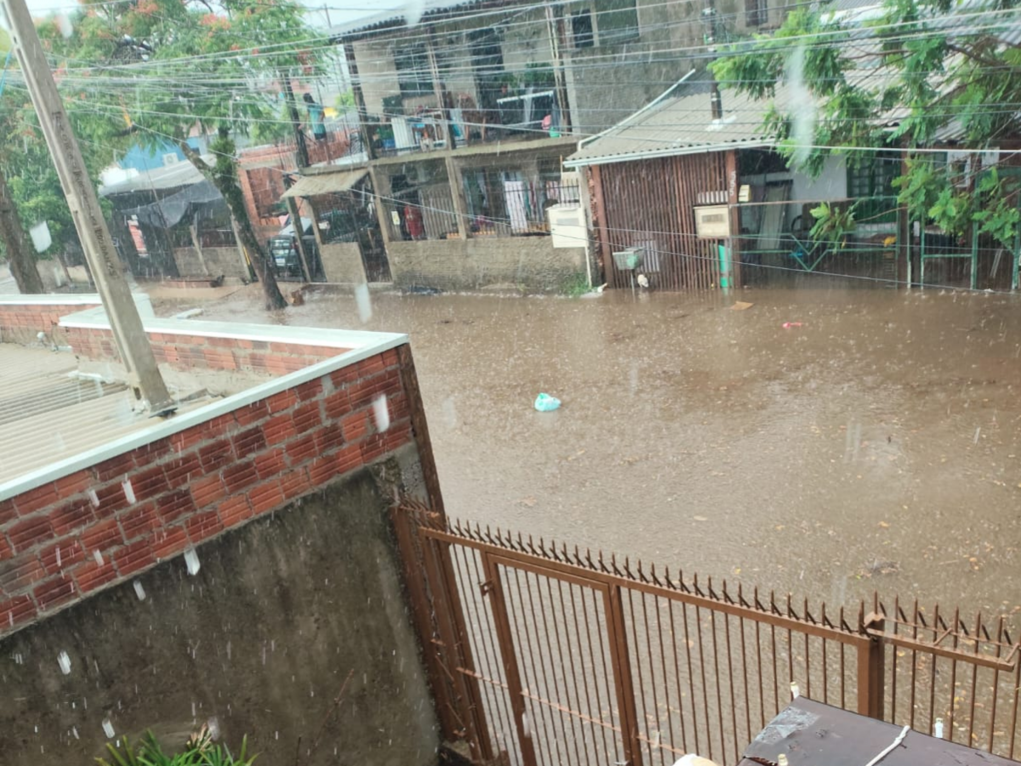 Chuva alagou diversas áreas de Novo Hamburgo