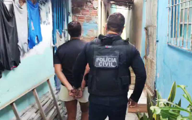 Foram cinco presos, nesta quinta-feira (30), suspeitos de integrar quadrilha que enganava vítimas Brasil afora