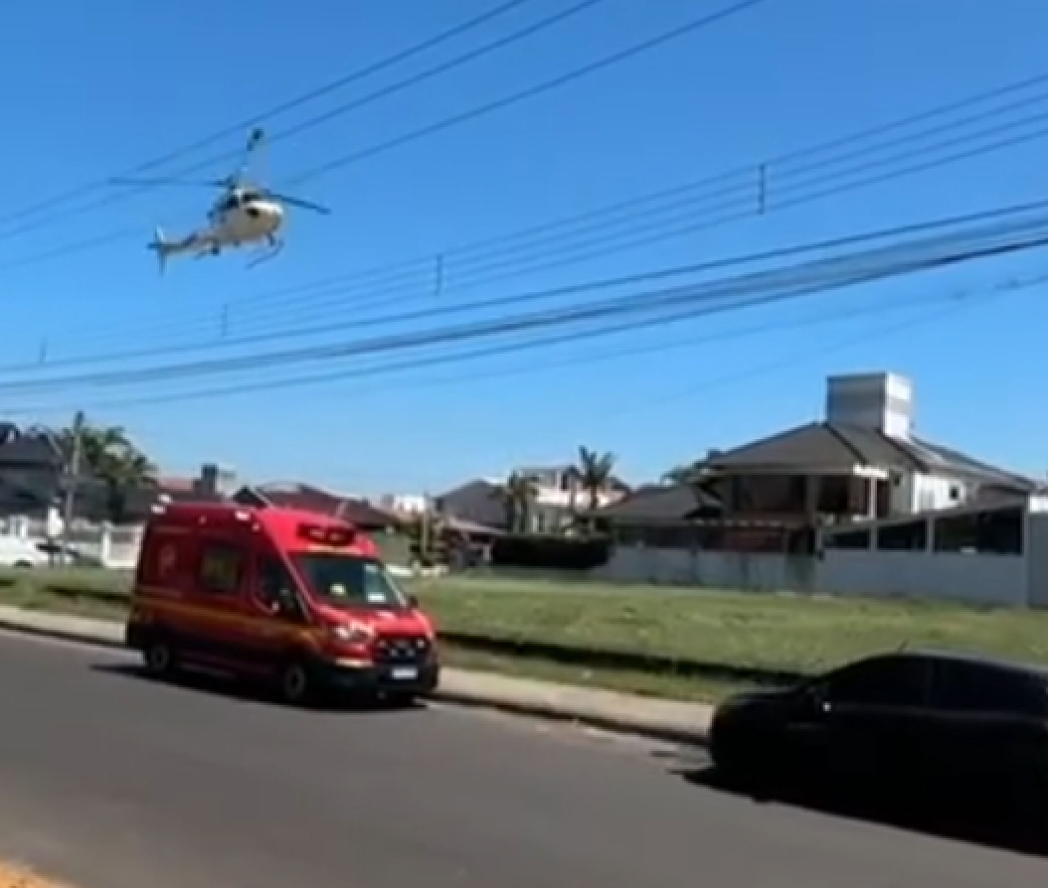 VÍDEO: Socorro a vítima de acidente com ferido na Rota do Sol tem apoio de helicóptero