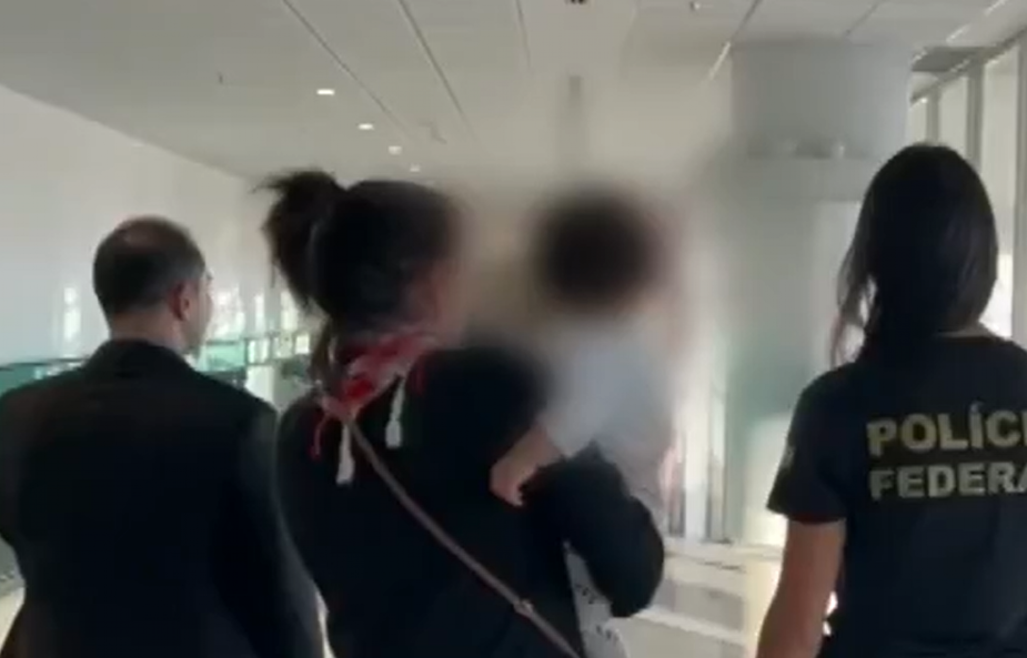 Bebê levado a Portugal vítima de tráfico internacional de pessoas é repatriarcado