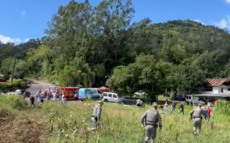 UFSM diz que havia 35 pessoas em ÃŽnibus que despencou no interior do RS | abc+