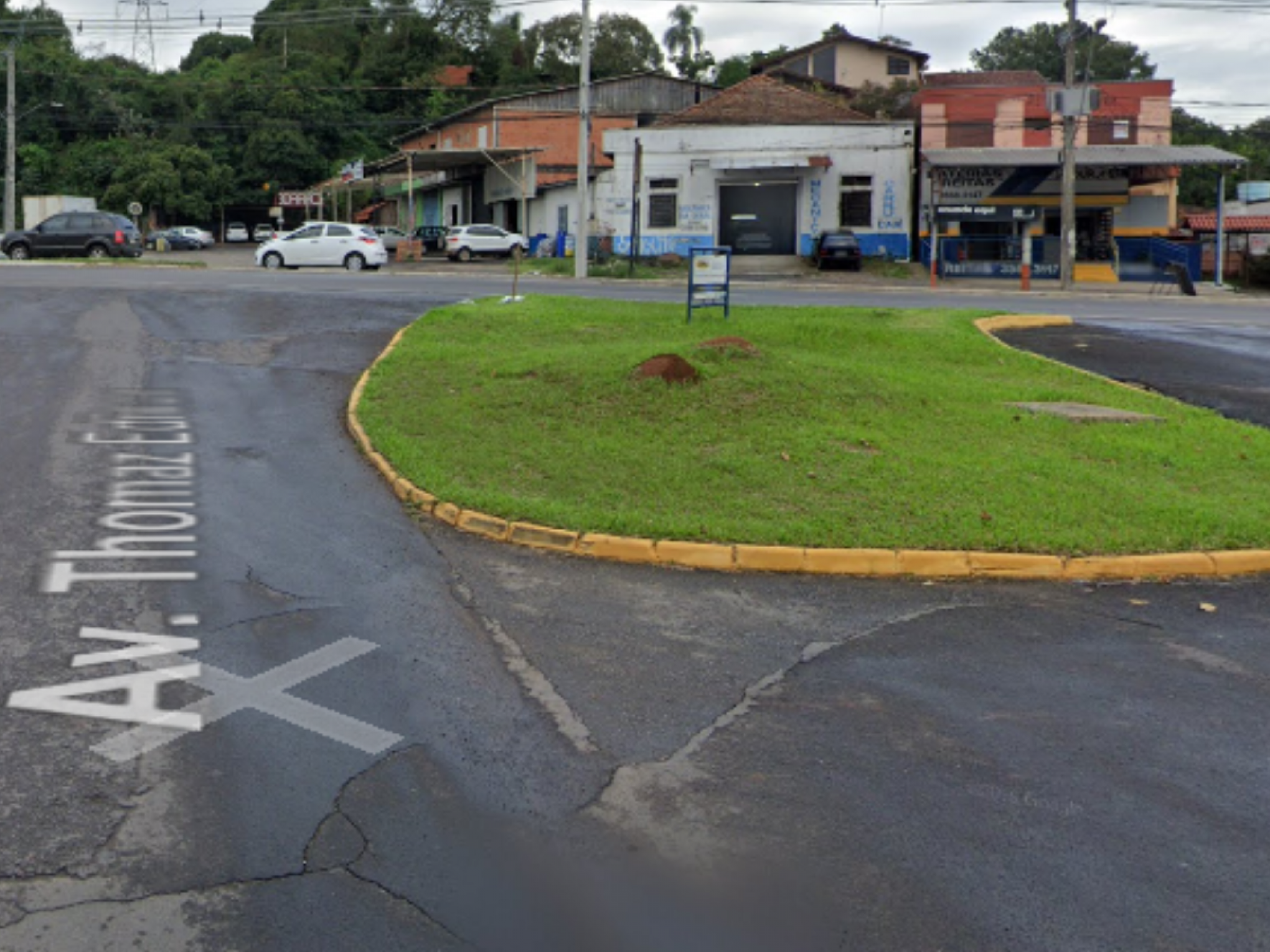 Mulher morre em acidente com moto pilotada pelo esposo em São Leopoldo