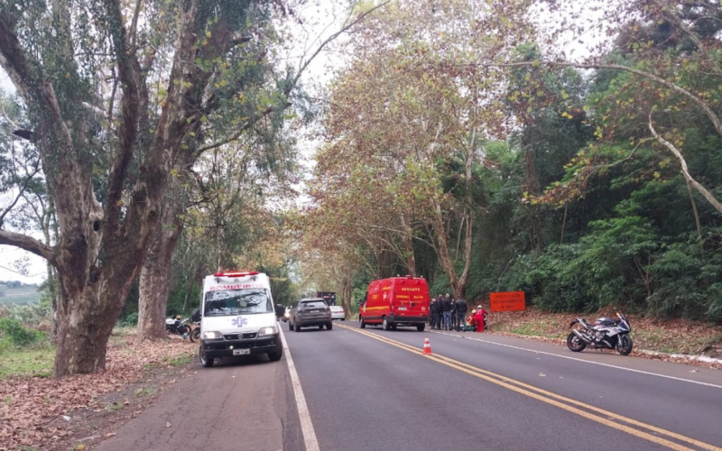 BR-116: Colisão entre três motos em uma reta da rodovia deixa feridos no trecho de Morro Reuter | abc+
