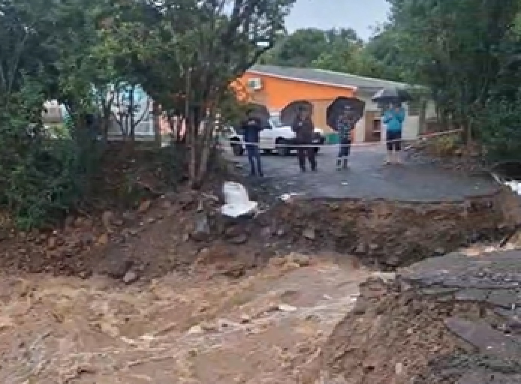 Deslizamentos, algamentos e desabrigados: chuvas causam estrago no RS
