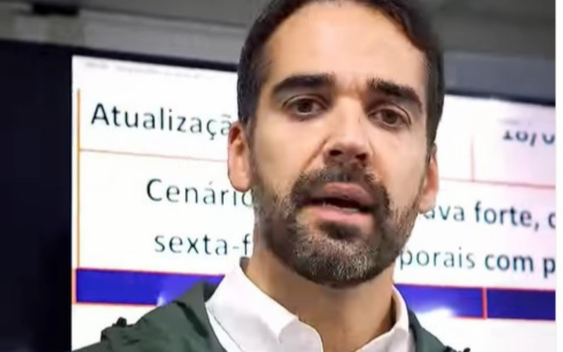 Eduardo Leite se manifesta sobre chuva no Estado nesta quarta-feira | abc+