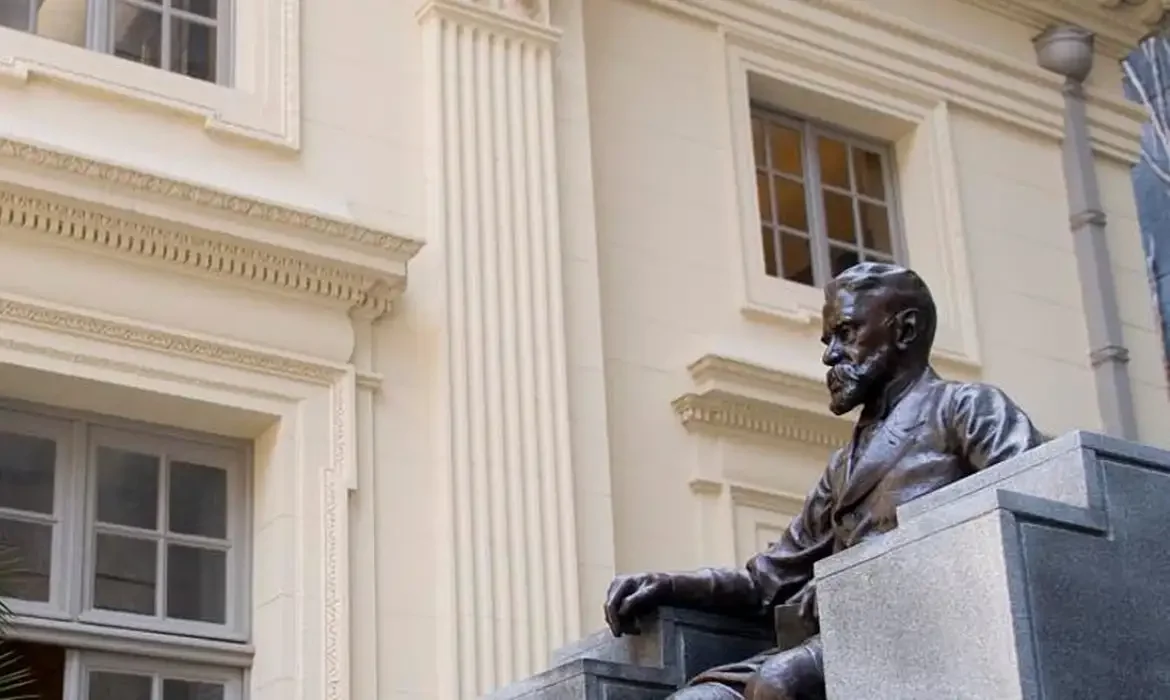 Por que sobrado onde Machado de Assis morou está no meio de ação movida pelo MPRJ